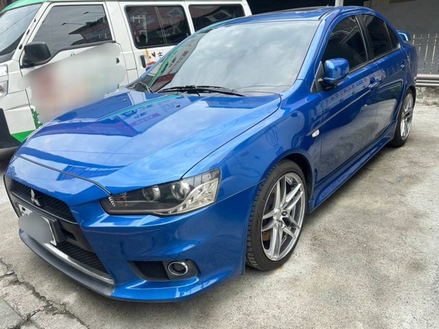 2012年Lancer io 2.0 車漂亮  第1張相片