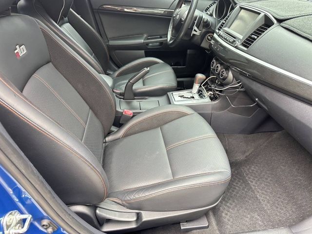 2012年Lancer io 2.0 車漂亮  第7張相片