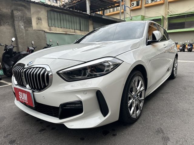 2020年BMW 118i 一手女用車  第2張相片