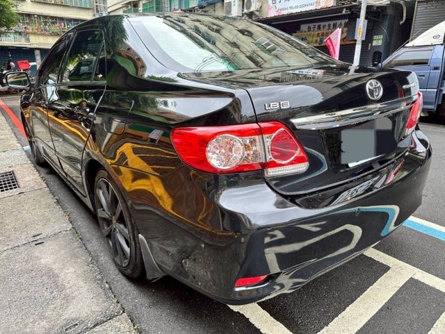 2011年Altis 里程少，車漂亮，冷氣冷  第5張相片