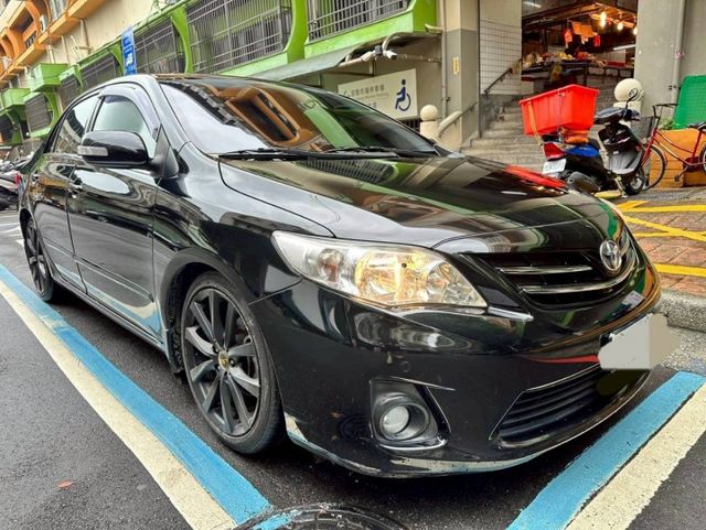 2011年Altis 里程少，車漂亮，冷氣冷  第2張相片