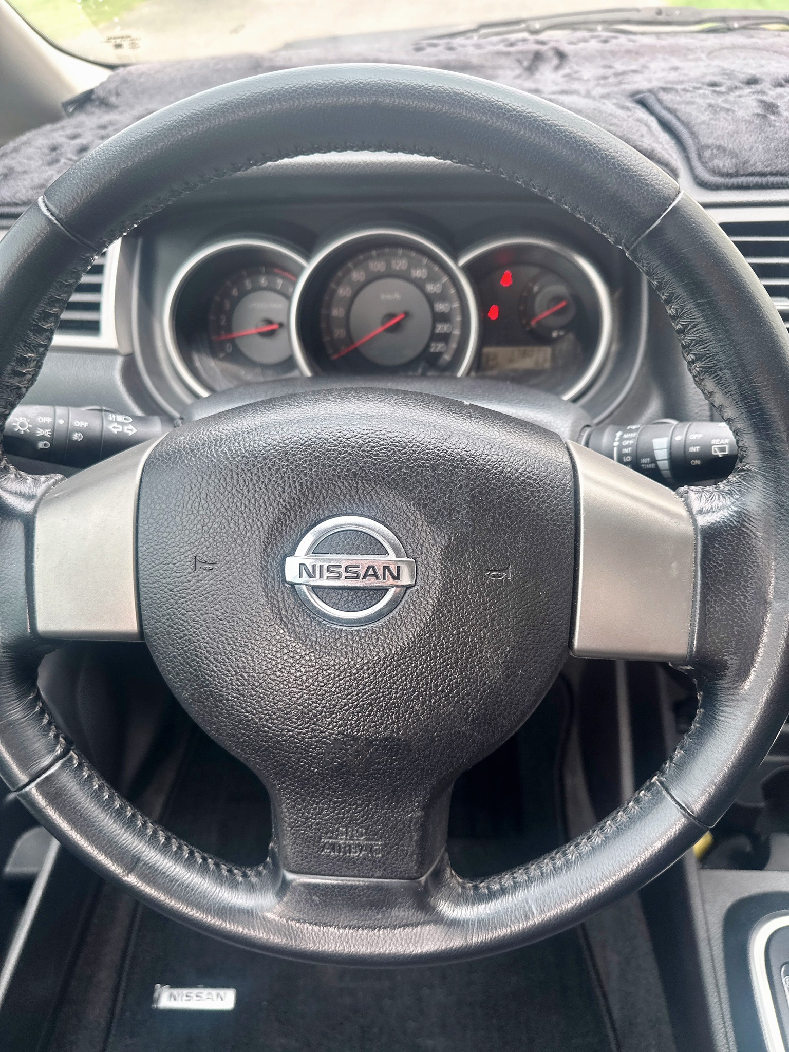 2006年 日產 TIIDA 1.8頂級 I-KEY  看不膩的灰  第4張相片