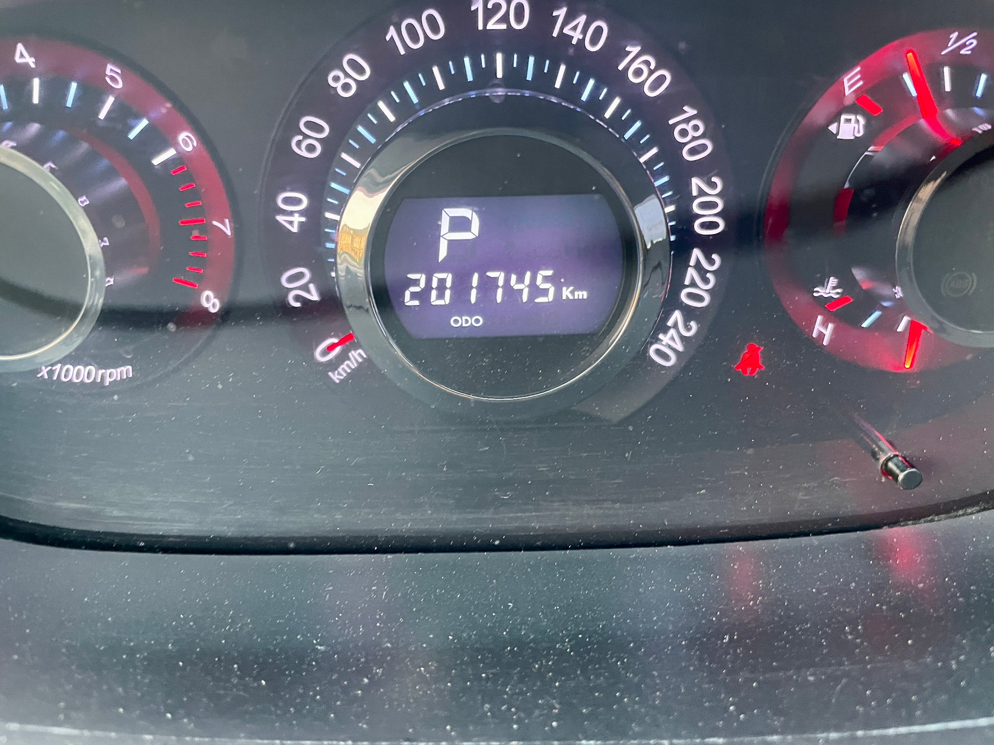 2010年 Luxgen U7 2.2T 霸氣黑  第5張相片