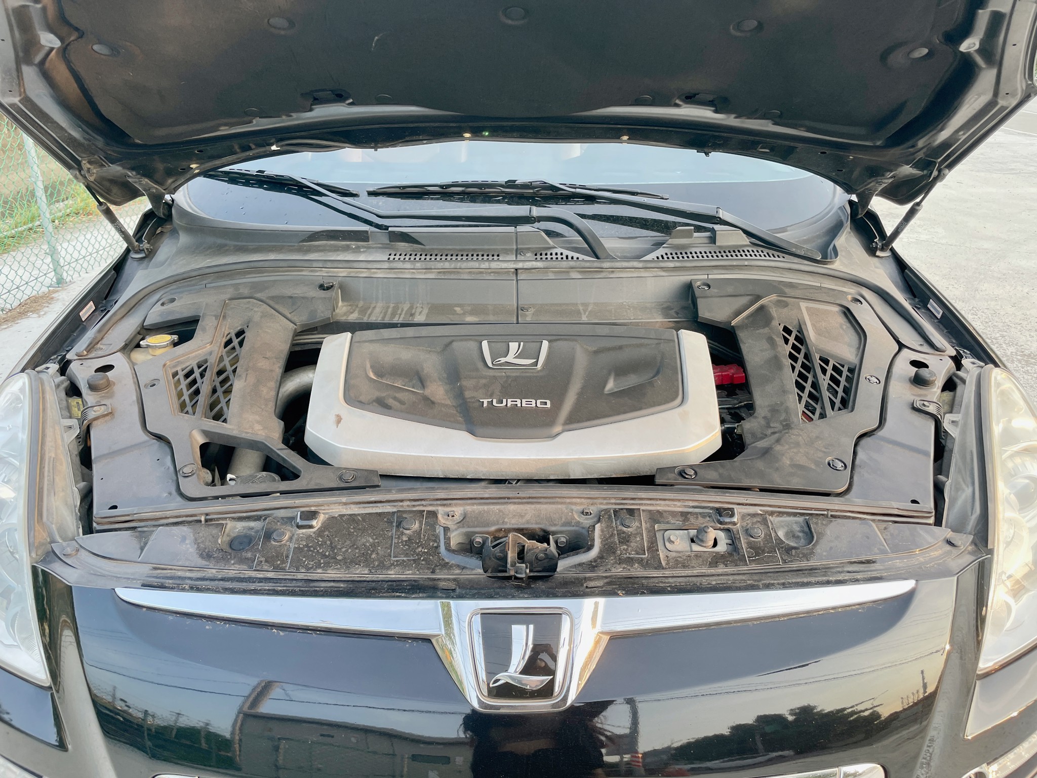 2010年 Luxgen U7 2.2T 霸氣黑  第14張相片