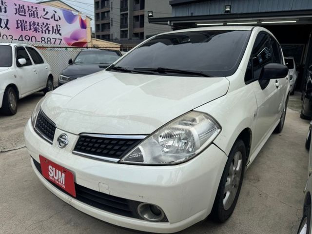 TIIDA 5D  第1張相片