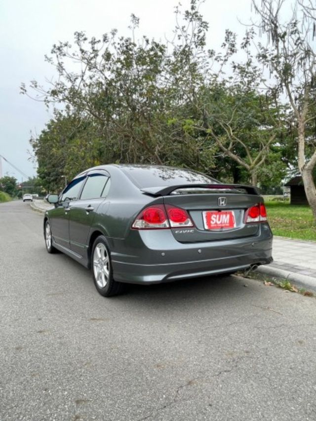 2010年 CIVIC 頂規1.8VTI-S 天窗 HID  第20張相片