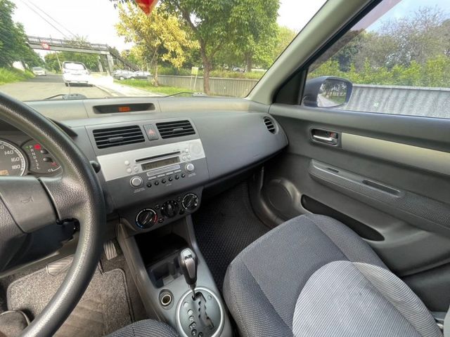 2008年 SWIFT 省油省稅 CP值高的小車  第10張相片