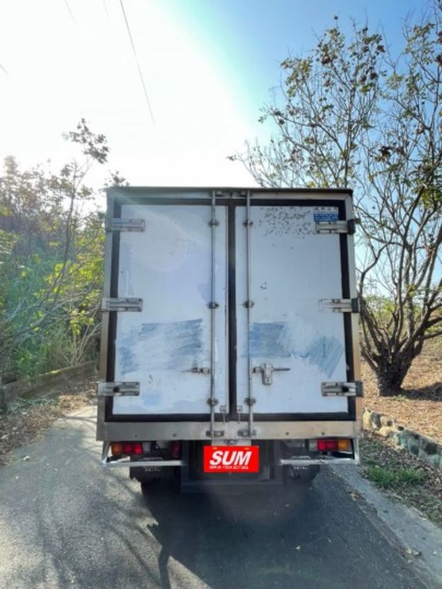 2014年 中華 FUSO 堅達 11.5呎 冷凍車廂  第6張相片