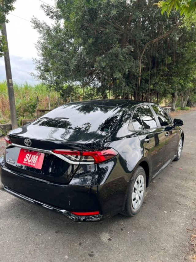 2019年 TOYOTA 12代 ALITS 經典版 黑色  第5張相片