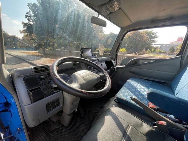 2009年 中華 FUSO 堅達 加長11.5呎貨斗  第13張相片