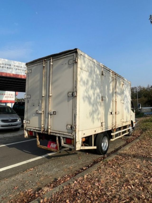 2012 HINO 300 廂式14.5呎貨斗  第6張相片