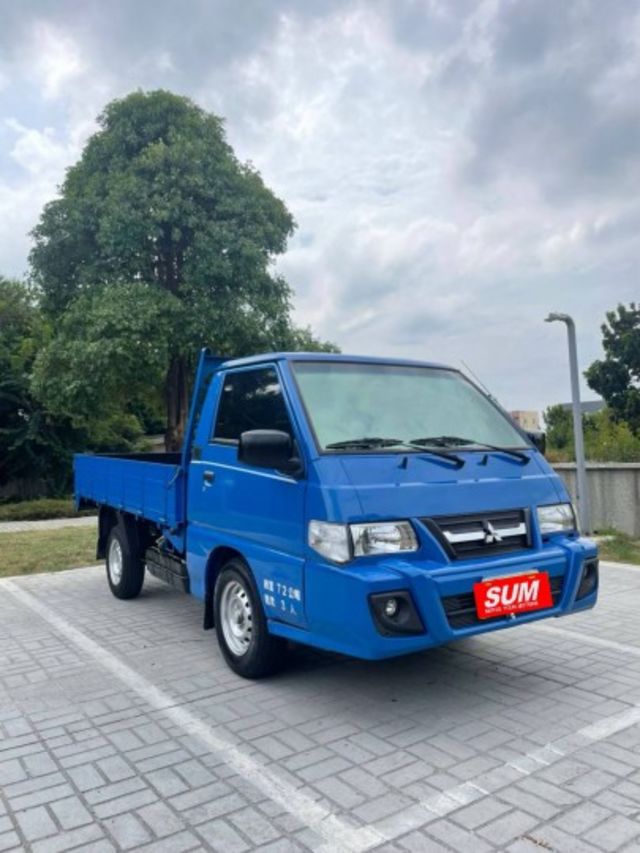 2017年 中華 得利卡 2.4L 貨車  第3張相片
