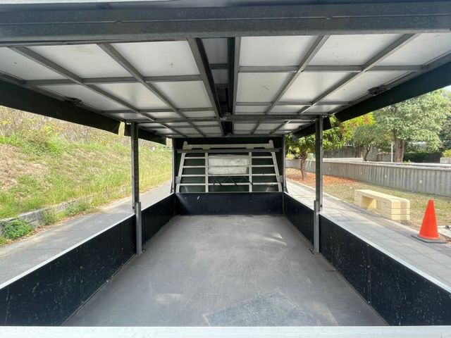 2017年 中華 得利卡 2.4貨車  汽油 三人座 帆布  第9張相片