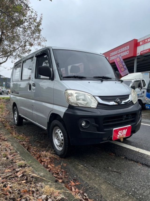 2014年 中華 菱利 廂型車 5人座  第4張相片