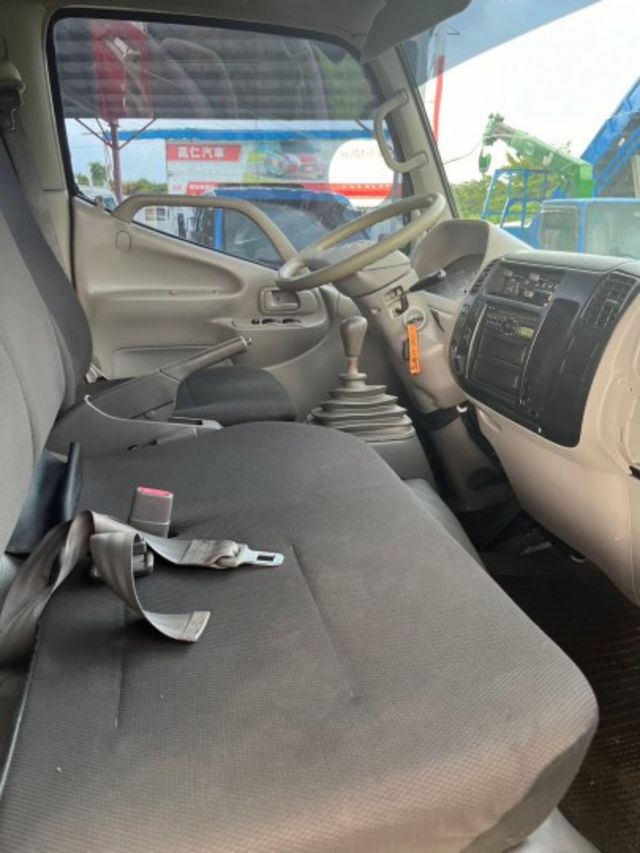 2012年 HINO 300 14呎車廂  第6張相片