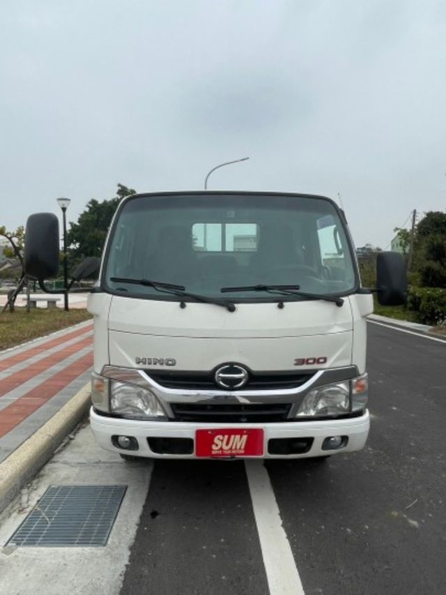 2018年 HINO 300 貨車 白鐵斗 升降尾門  第3張相片