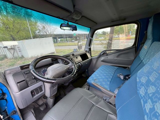 2007年 中華 堅達 14.5呎貨車  第11張相片