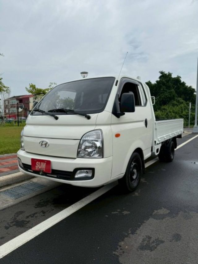 2020年 現代 小霸王 自排貨車 大單廂  第2張相片