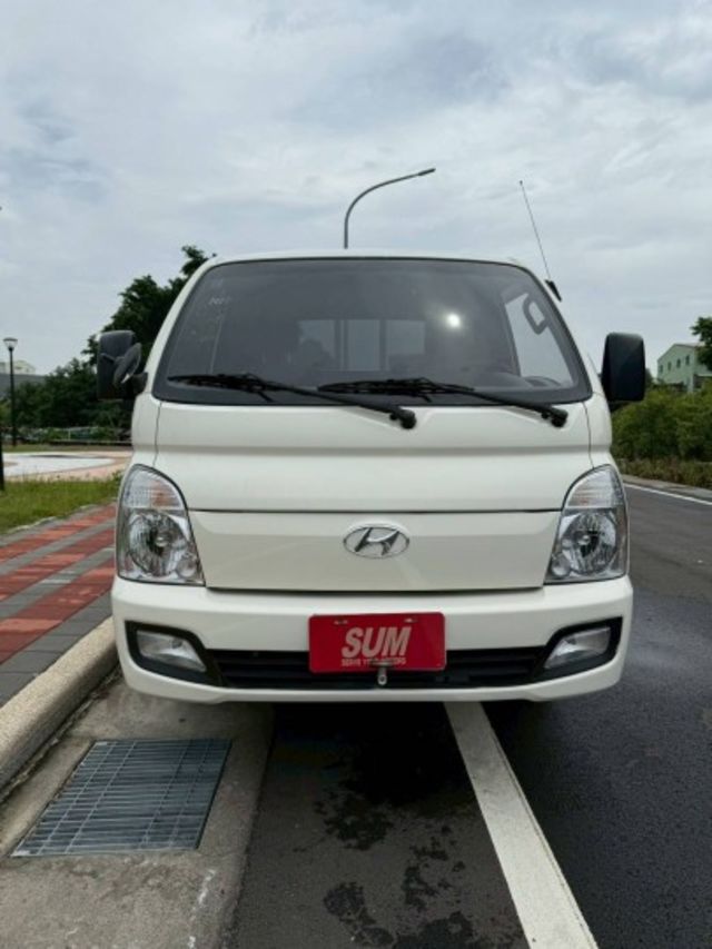 2020年 現代 小霸王 自排貨車 大單廂  第3張相片