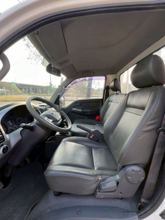 2019年 KIA 起亞 KAON 卡旺 單廂貨車  第11張相片