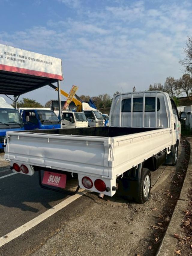 2019年 KIA 起亞 KAON 卡旺 單廂貨車  第13張相片