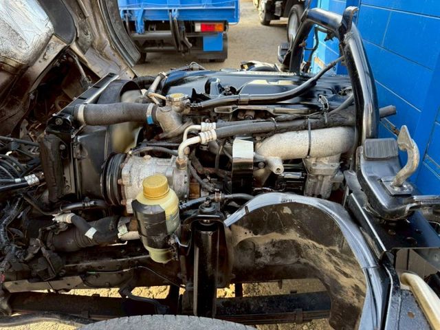 2010年 中華 CANTER 11.5呎貨車  第5張相片