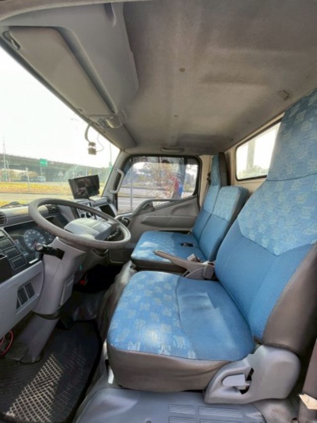 2012年 中華 監達 CANTER 14.5呎貨車  第9張相片