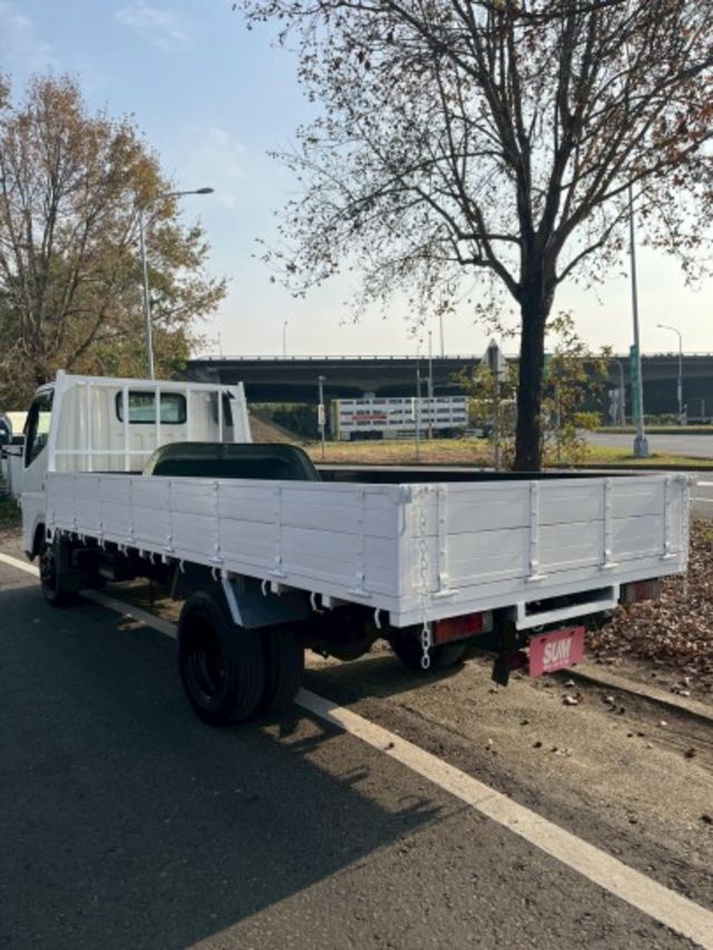 2012年 中華 監達 CANTER 14.5呎貨車  第13張相片