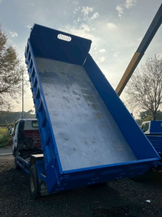 2006年 HINO 7.5噸 14.5呎 舉斗大貨車  第12張相片