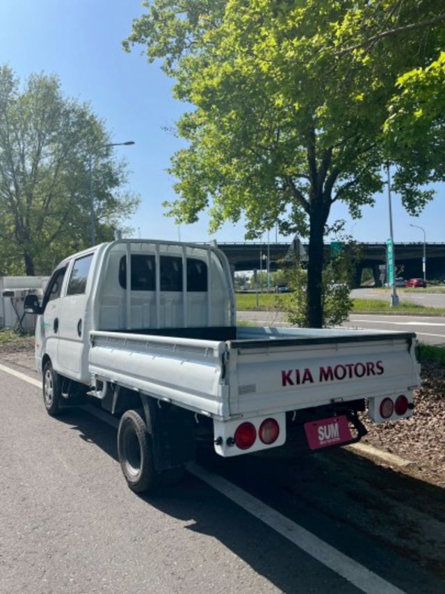 2016 KIA KAON 雙廂 貨車  第5張相片