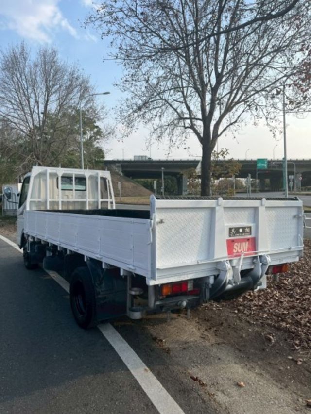 2011年 中華 堅達 14呎貨車 升降尾門  第5張相片