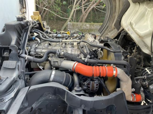 2014年 中華 FUSO 堅達 11.5呎 冷凍車廂  第10張相片