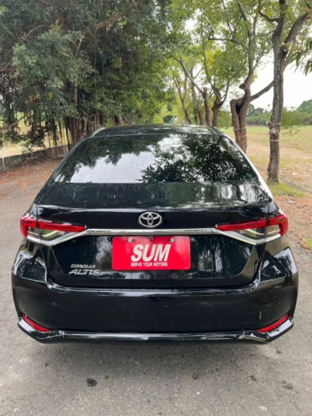 2019年 TOYOTA 12代 ALITS 經典版 黑色  第7張相片