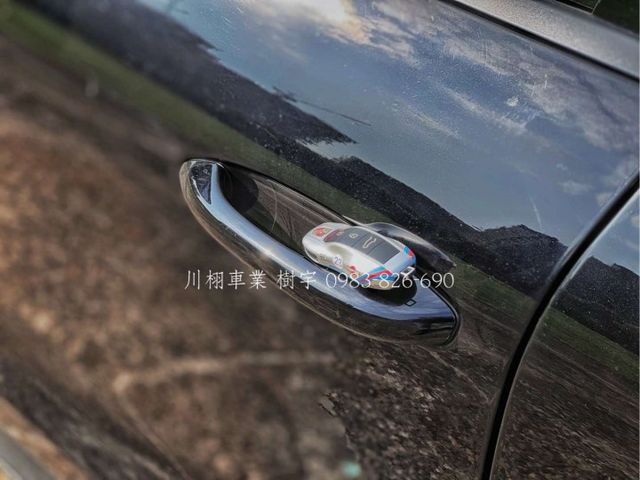 MACAN  第9張相片