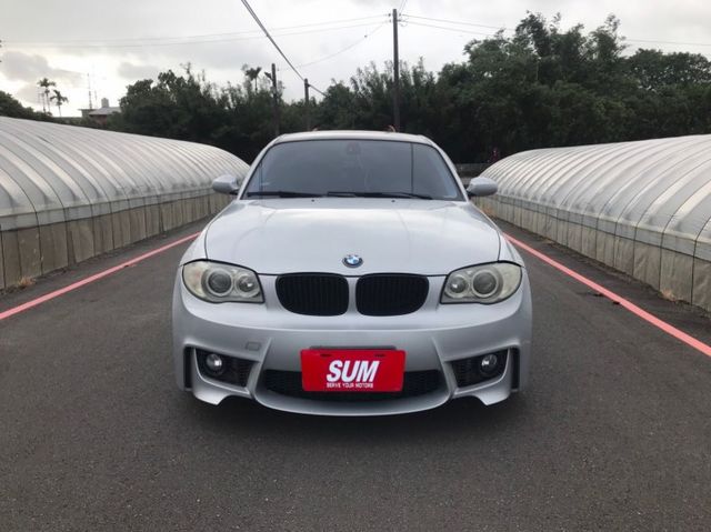 1 SERIES HATCHBACK E87  第2張相片