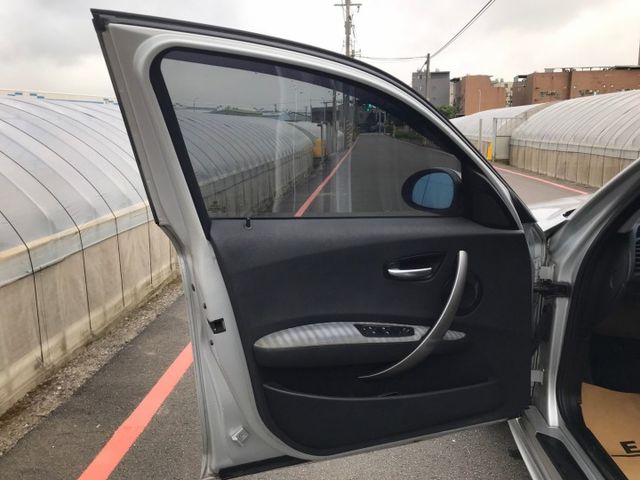 1 SERIES HATCHBACK E87  第7張相片