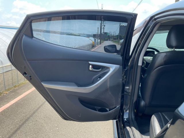 ELANTRA  第11張相片