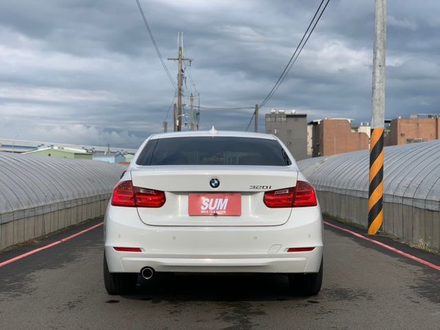 3 SERIES SEDAN F30  第3張相片