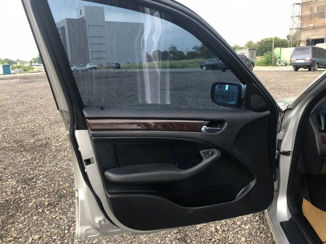 3 SERIES SEDAN E46  第14張相片