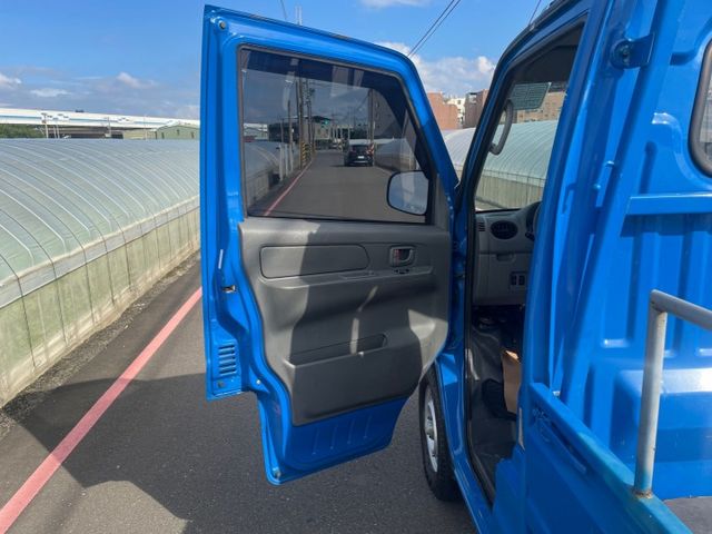 VERYCA 貨車  第7張相片