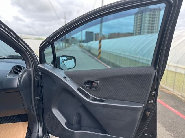 YARIS  第15張相片