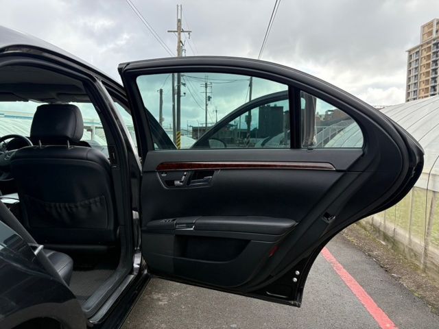 S-CLASS W221  第8張相片
