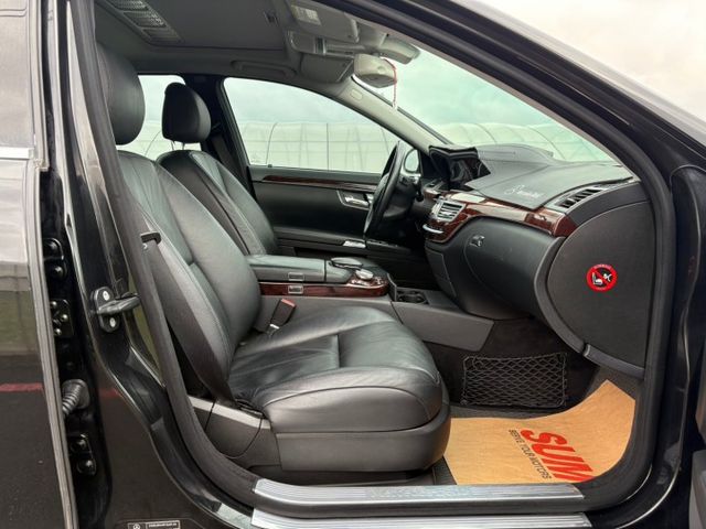 S-CLASS W221  第11張相片