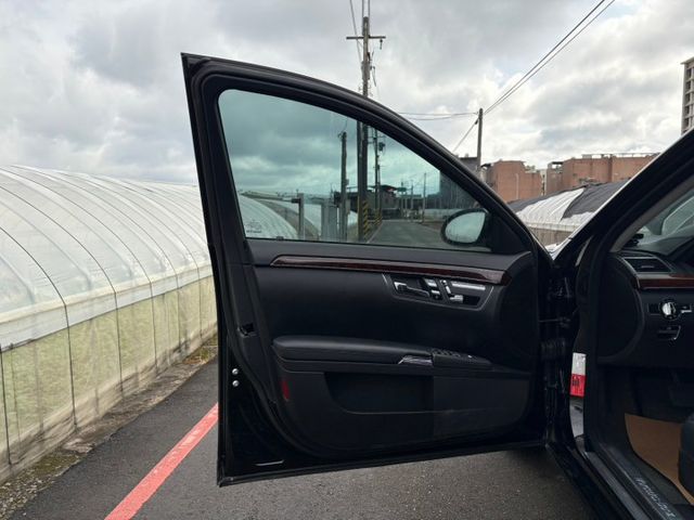 S-CLASS W221  第14張相片