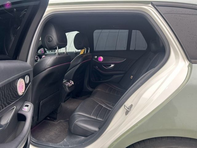 C-CLASS ESTATE  第13張相片