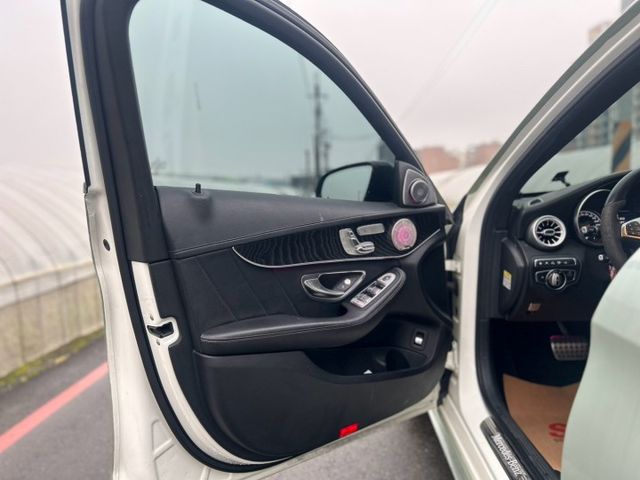 C-CLASS ESTATE  第14張相片