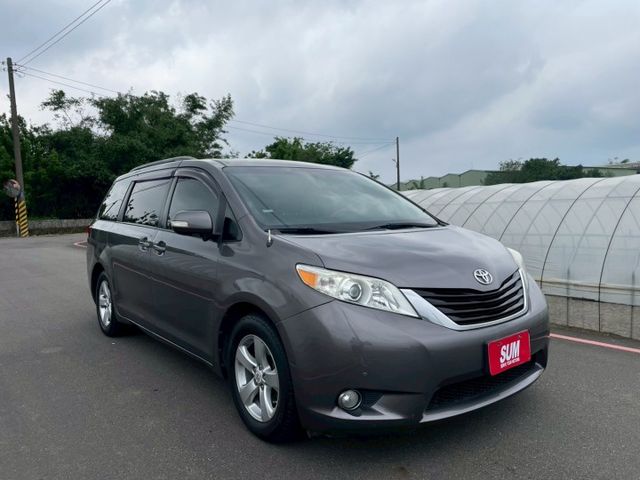 SIENNA  第5張相片