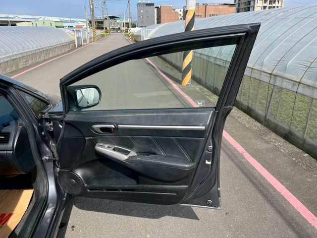 CIVIC  第7張相片