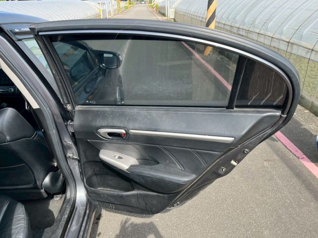 CIVIC  第14張相片