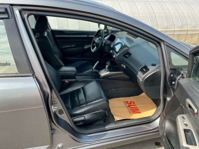 CIVIC  第15張相片